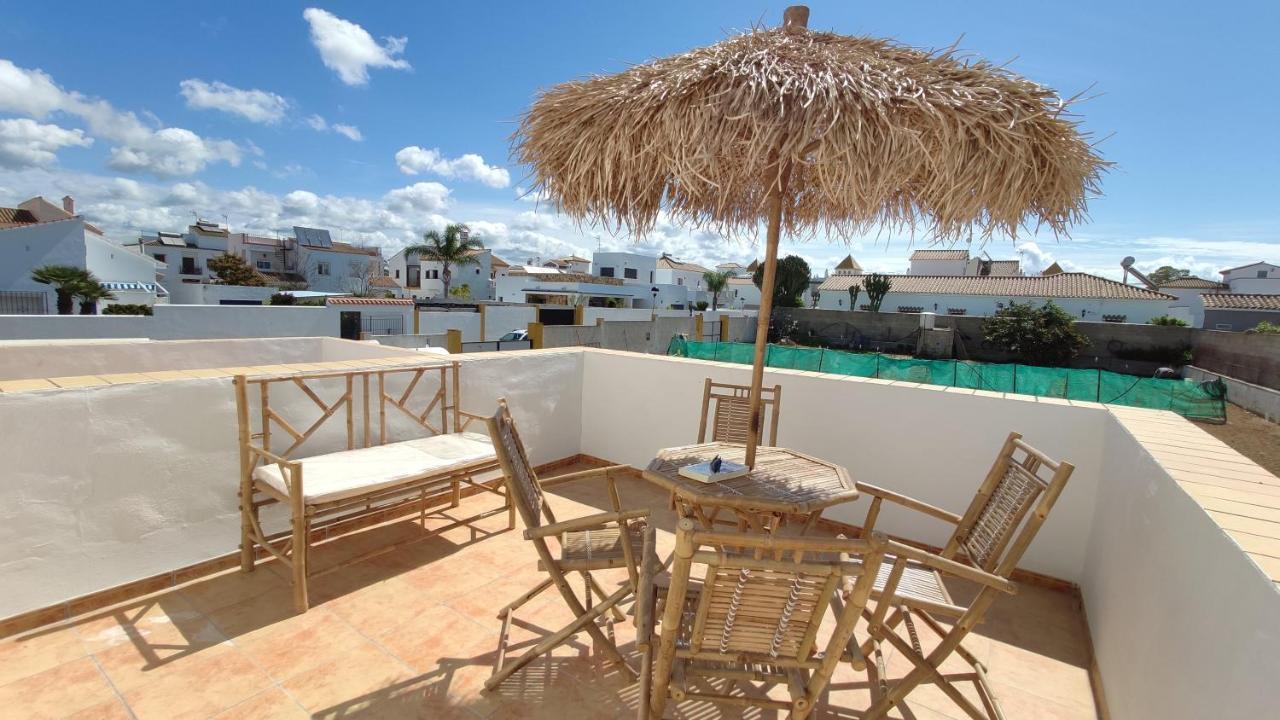 Apartamentos Mas Conil โกนิล เด ลาฟรอนเตรา ภายนอก รูปภาพ